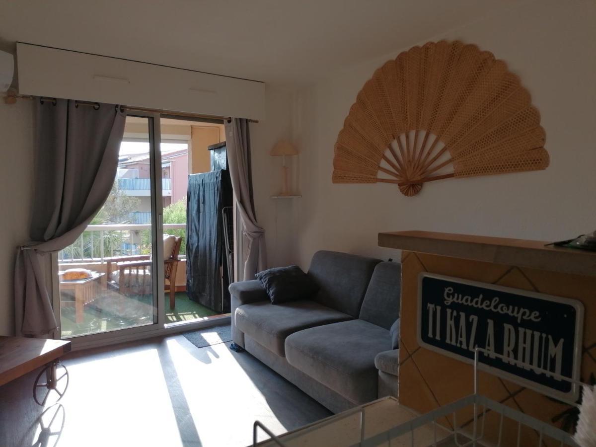 Appartement Au Lagon Bleu A Frejus, Garage, Tennis & Piscine 1200 M2 Exteriér fotografie