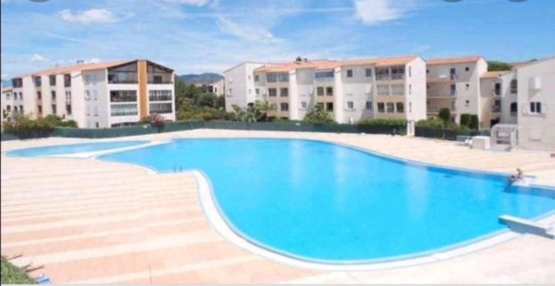 Appartement Au Lagon Bleu A Frejus, Garage, Tennis & Piscine 1200 M2 Exteriér fotografie