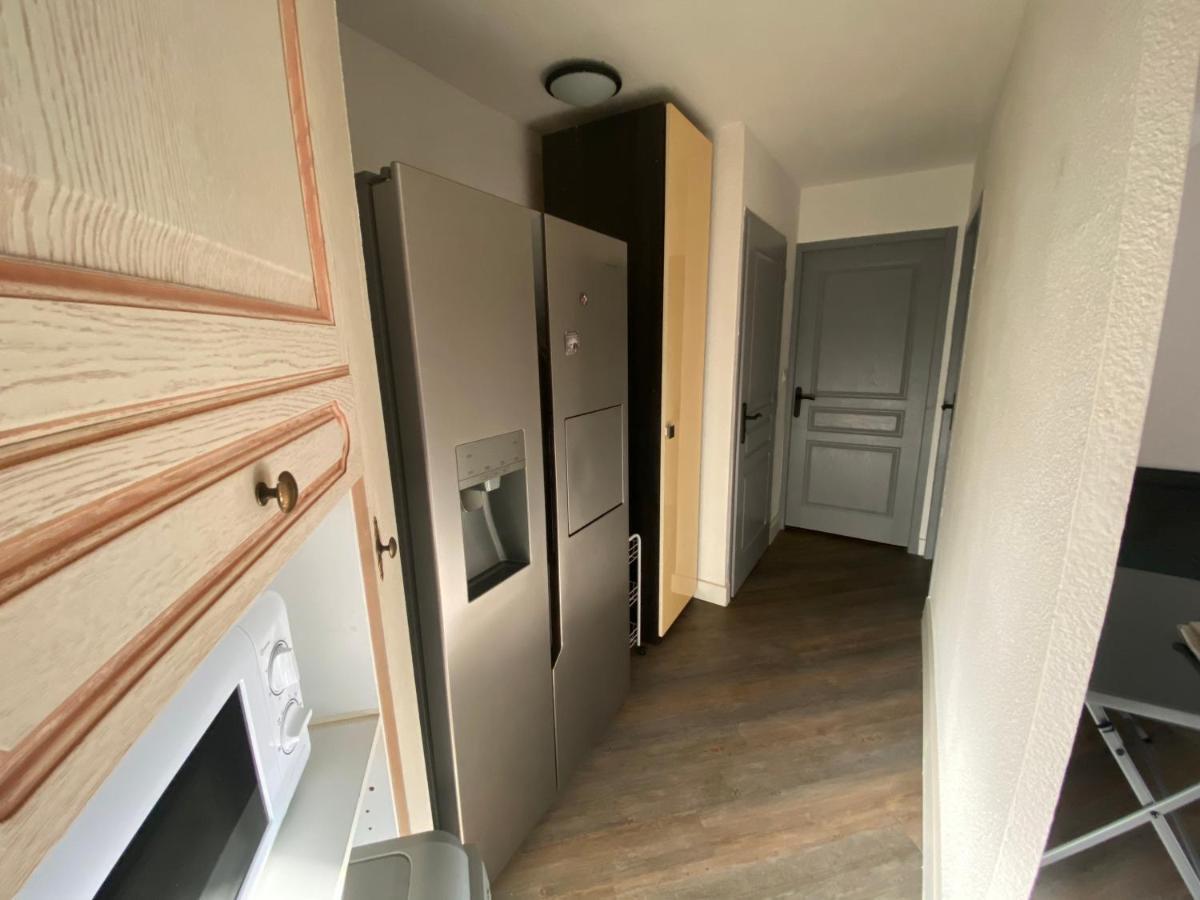 Appartement Au Lagon Bleu A Frejus, Garage, Tennis & Piscine 1200 M2 Exteriér fotografie