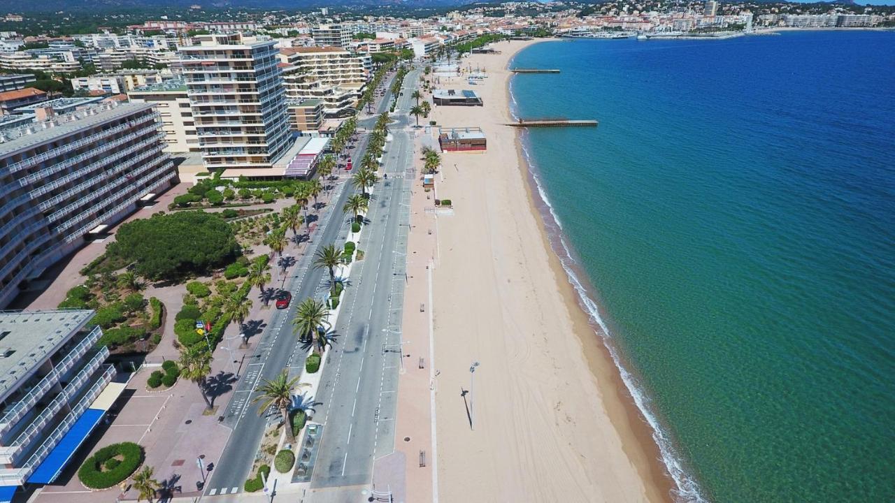 Appartement Au Lagon Bleu A Frejus, Garage, Tennis & Piscine 1200 M2 Exteriér fotografie